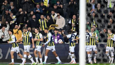 Ahmet Çakar Fenerbahçe – EMS Yapı Sivasspor maçını değerlendirdi! “Bazı oyuncularda düşüş var”