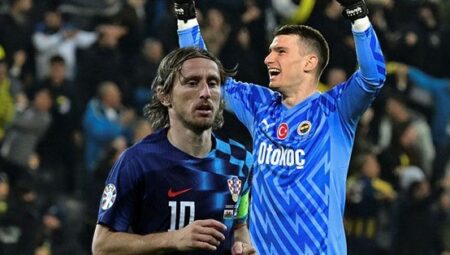 FENERBAHÇE HABERİ: Livakovic’ten Galatasaray itirafı! Luka Modric…