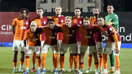 Galatasaray eski yıldızını getiriyor! Bu transfer çok konuşulur