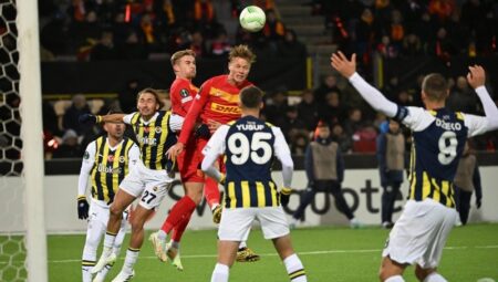 İsmail Kartal’dan flaş karar! İşte Fenerbahçe’nin Sivasspor maçı 11’i