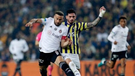Muhteşem Lig’in 15. haftasında dev derbide Beşiktaş Fenerbahçe’yi ağırlıyor