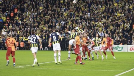 Spor yazarları Fenerbahçe – Galatasaray maçını değerlendirdi