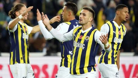 TRANSFER HABERİ – Fenerbahçe, Galatasaray ve Trabzonspor’a müjde! Arsenal’in yıldızı ocakta ayrılıyor