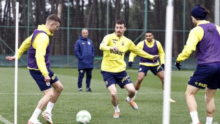 TRANSFER HABERİ – Fenerbahçe’nin yeni golcüsü İngiltere’den! İşte yapılacak teklif