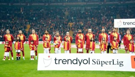 TRANSFER HABERLERİ | Fenerbahçe maçında izleyenleri büyülemişti! Galatasaray’a ahtapot gibi orta saha